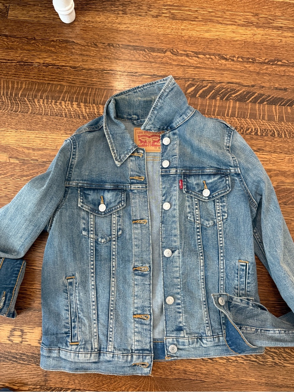 Levi's Women's Blue Denim Jacket medium